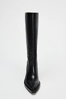 WIDE HEELED LEATHER BOOTS