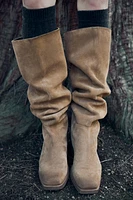 WIDE SHAFT SUEDE BOOTS