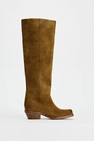 WIDE SHAFT SUEDE BOOTS