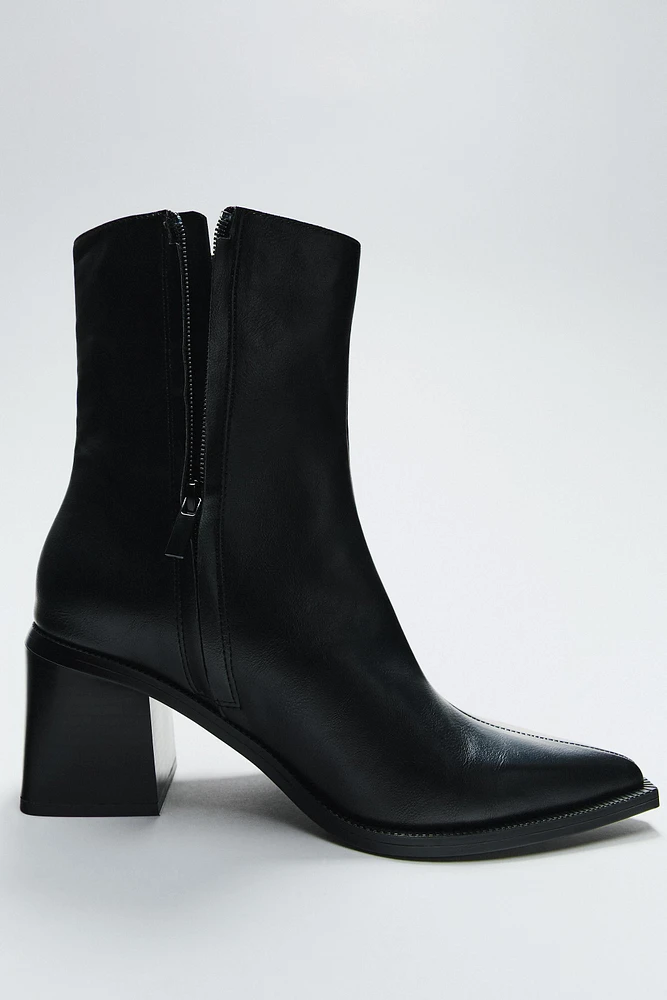 WIDE HEELED ANKLE BOOTS