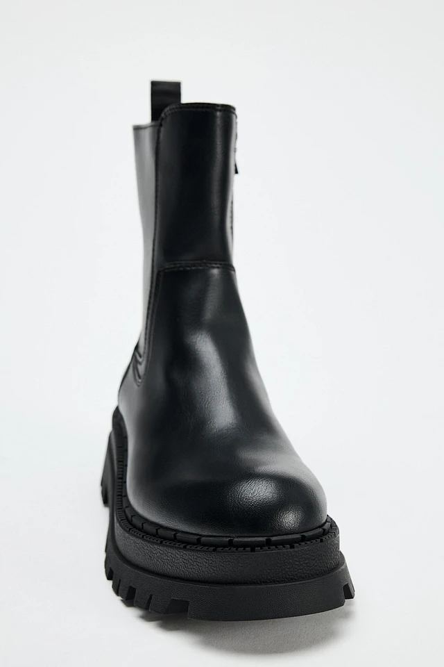 Zara Low Heeled Lug Sole Leather Ankle Boots Chunky Sole Ankle