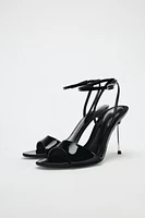 METALLIC HEEL STRAPPY SANDALS