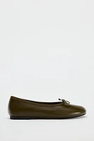 BOW TRIM LEATHER BALLET FLATS