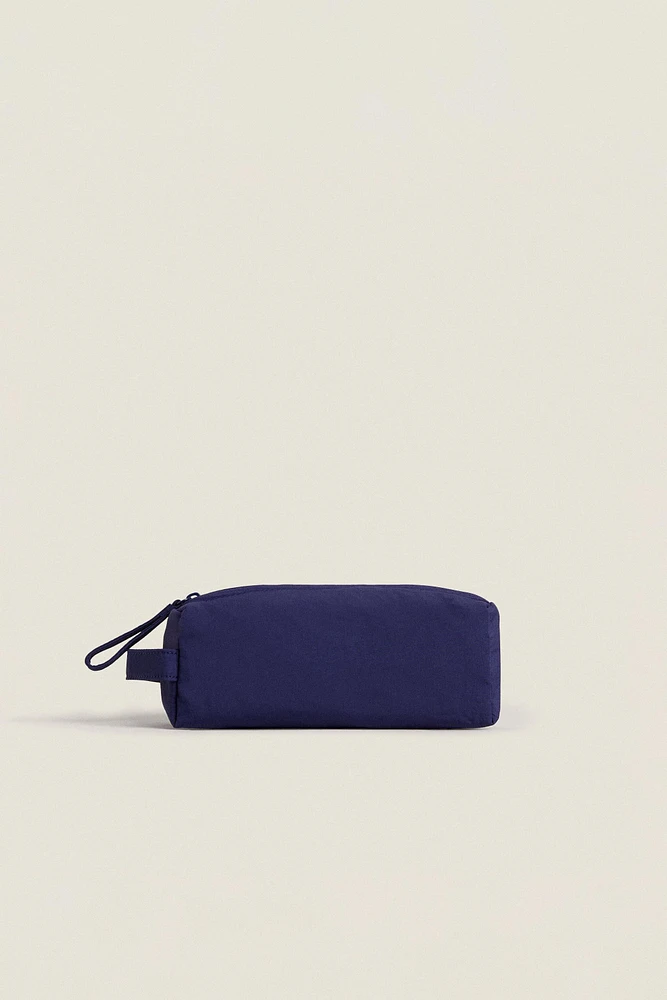 SMALL NYLON MAKEUP BAG