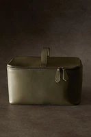 LARGE LEATHER TOILETRY BAG