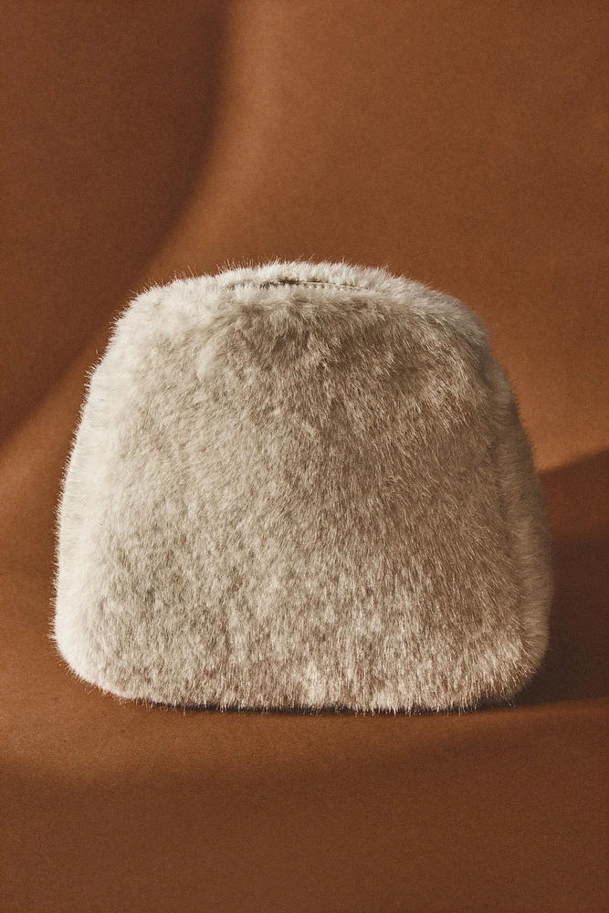 FURRY TOILETRY BAG