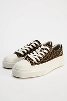 ANIMAL PRINT CASUAL SNEAKERS