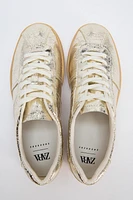 METALLIC LOOK SNEAKERS