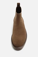 LEATHER CHELSEA BOOTS