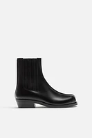 LEATHER CHELSEA BOOTS X NANUSHKA