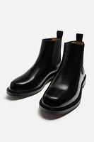 LEATHER CHELSEA BOOTS