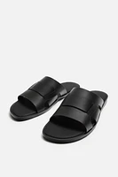 LEATHER SANDALS