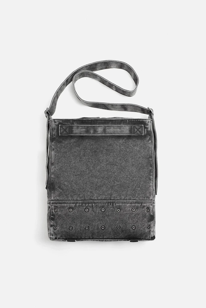 DISTRESSED EFFECT DENIM BAG