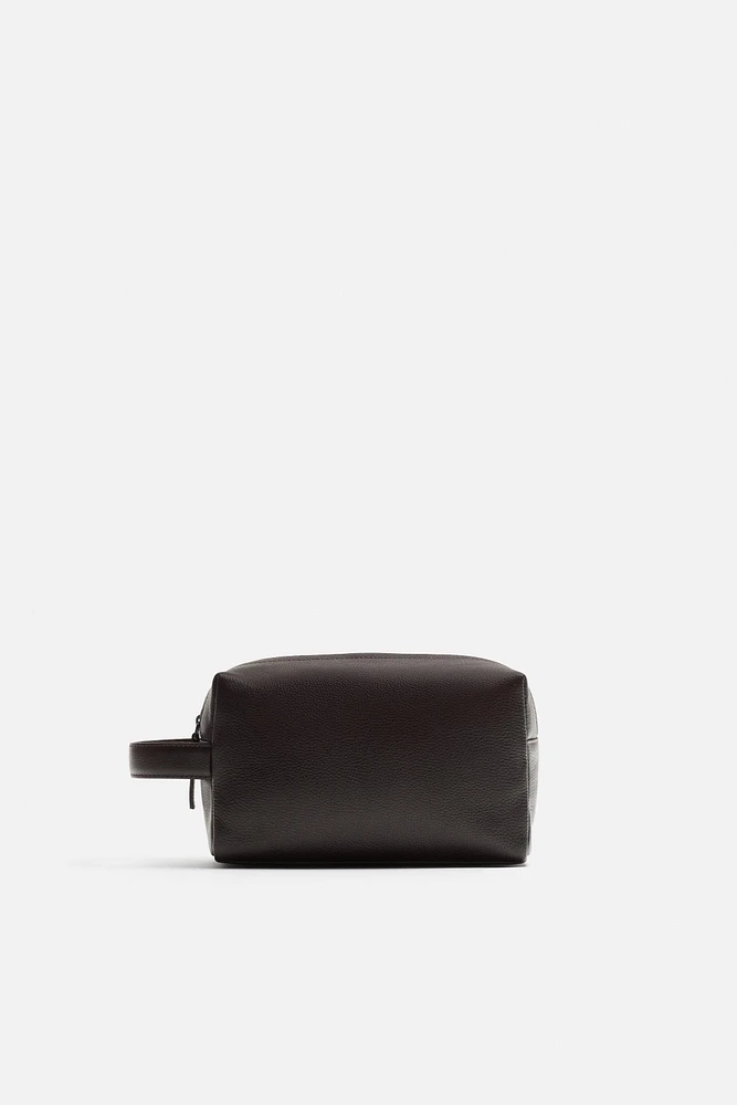 LEATHER TOILETRY BAG