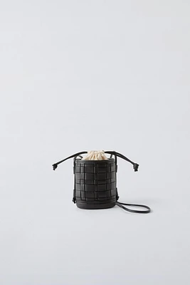 WOVEN CROSSBODY BAG