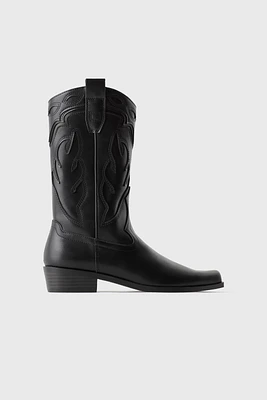 Z3D MONOCHROMATIC COWBOY BOOTS