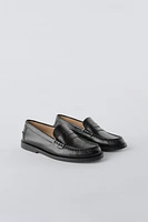 LEATHER LOAFERS