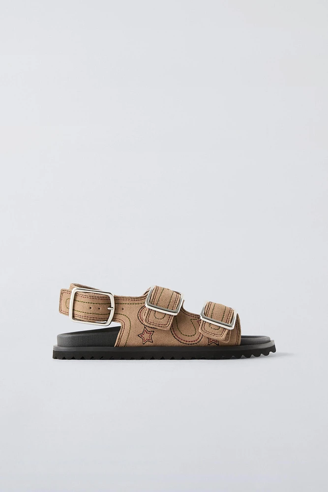 LEATHER SANDALS WITH BUCKLE