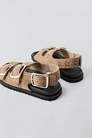 LEATHER SANDALS WITH BUCKLE