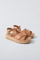 CROSSED CHUNKY SANDALS