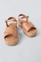 CROSSED CHUNKY SANDALS