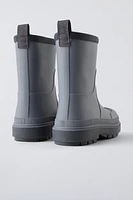 LINED RAINBOOTS