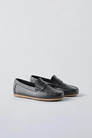 CLASSIC LOAFERS