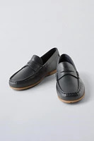 CLASSIC LOAFERS