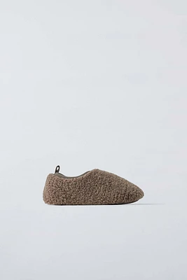 TIMELESZ - FAUX SHEARLING SLIPPERS