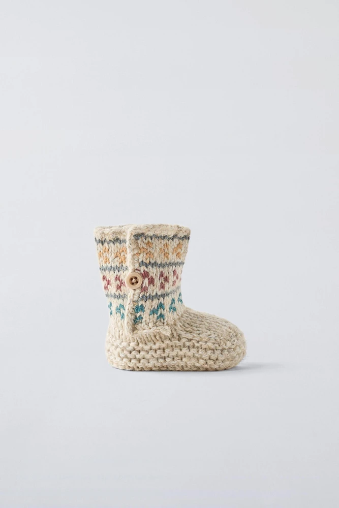 KNIT BOOTIES