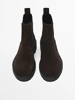 Split suede ankle boots with side gores