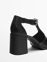 High-heel shoes with instep strap