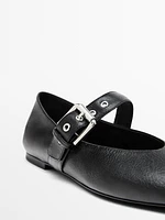 Soft ballet flats with buckle