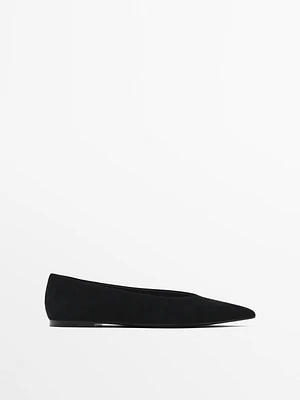 Ballet flats with pointed toe