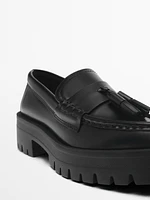 Track sole loafers with tassels