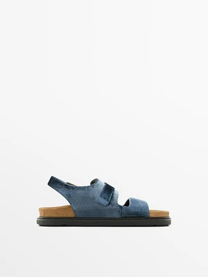 Velvet sandals with buckles