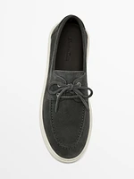 Split suede deck shoes