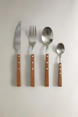 4-PIECE FLATWARE WITH WOODEN HANDLE