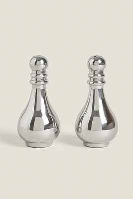 STEEL SALT AND PEPPER SHAKER SET