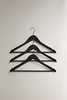 LACQUERED WOODEN HANGER (SET OF 3)