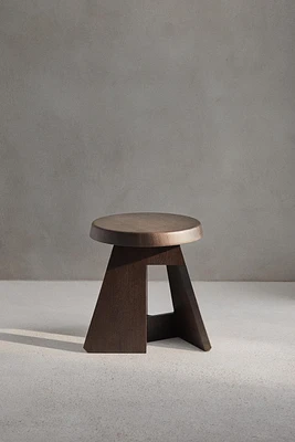 STOOL 03