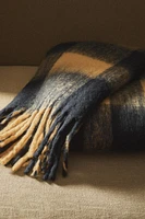 FRINGED BLANKET