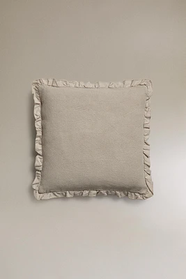 CHILDREN’S THROW PILLOW COVER WITH RUFFLES