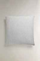 PILLOWCASE WITH NARROW STRIPES