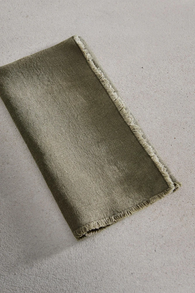 NAPKIN 01