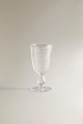 RAISED DESIGN WINE GLASS