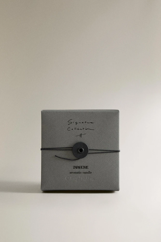 (300 G) SIGNATURE COLLECTION II SCENTED CANDLE