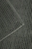 RIBBED TEXTURE BATH MAT