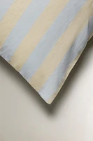 STRIPED PRINT PILLOWCASE