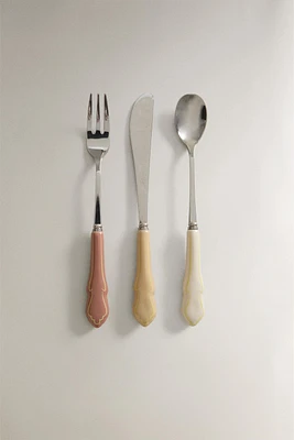 BRUNCH FLATWARE WITH CERAMIC HANDLE